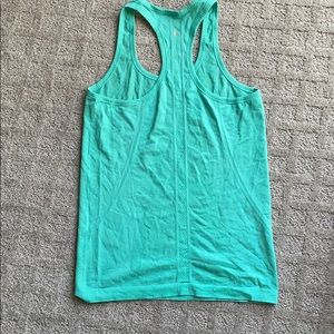 Lululemon Swiftly Tech Racerback Sz 8
